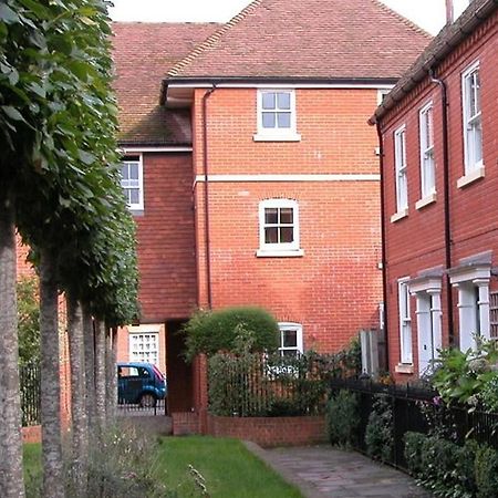 Charter Court Villa Salisbury Luaran gambar